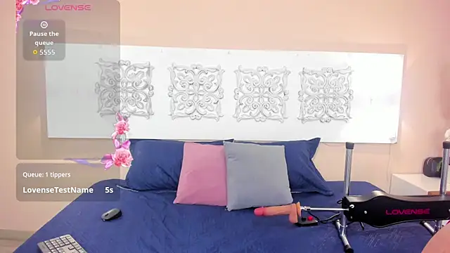 Snapshot of scarlett__2 chatting on May 2026 09:53:02 PM scarlett 2 online show from May 2026 09:53:02 PM