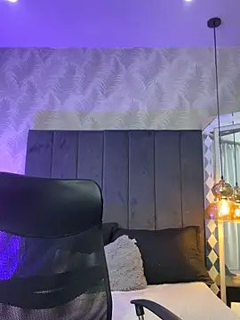 AngelCheerry  online show from May 2026 11:37:02 AM