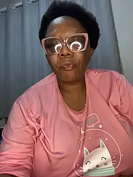 BoobsQueeen online show from July 2026 01:56:01 AM