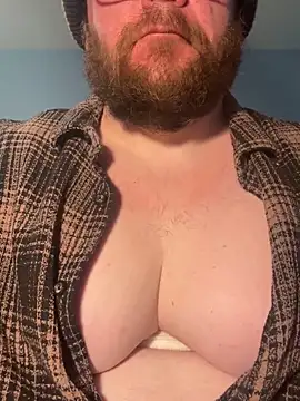 hugemanbreasts online show from March 2026 02:55:01 AM