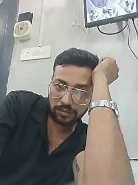 Snapshot of herochoclateboy chatting on May 2026 12:53:02 PM herochoclateboy online show from May 2026 12:53:02 PM