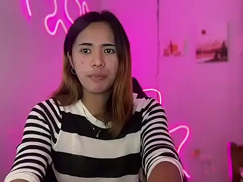 Snapshot of _Flirtyprincess_ chatting on May 2026 02:47:02 PM Flirtyprincess online show from May 2026 02:47:02 PM