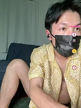 Snapshot of -YumaUemura- chatting on May 2026 12:24:01 PM -YumaUemura- online show from May 2026 12:24:01 PM