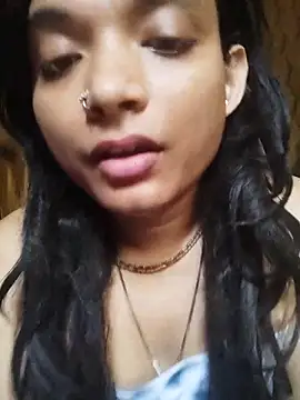 Snapshot of SweetTsAngel chatting on May 2026 03:23:01 AM SweetTsAngel online show from May 2026 03:23:01 AM