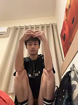 sexyboy-3525 online show from May 2026 06:32:03 AM