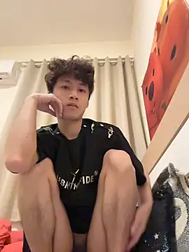 sexyboy-3525 online show from May 2026 12:59:01 PM