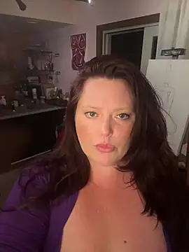 EmberVael online show from July 2026 04:10:01 AM