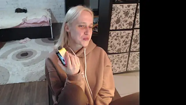 Snapshot of Sweet_hot_shrmp chatting on April 2026 06:46:02 PM Sweet hot shrmp online show from April 2026 06:46:02 PM