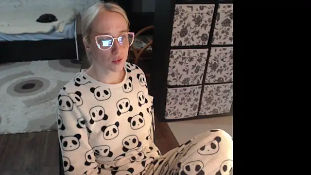 Sweet hot shrmp online show from April 2026 02:27:02 AM