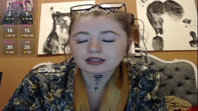 Snapshot of deadlyXxPoison chatting on April 2026 08:31:01 PM deadlyXxPoison online show from April 2026 08:31:01 PM