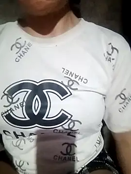 Snapshot of thien-kim chatting on April 2026 03:06:01 PM thien-kim online show from April 2026 03:06:01 PM