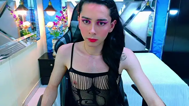 Snapshot of Sharlon_ chatting on April 2026 08:17:01 PM Sharlon online show from April 2026 08:17:01 PM