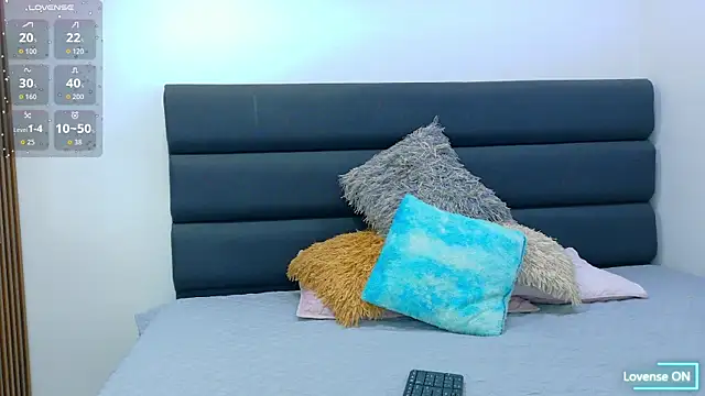 Estrellaa 023 online show from July 2026 11:04:01 AM