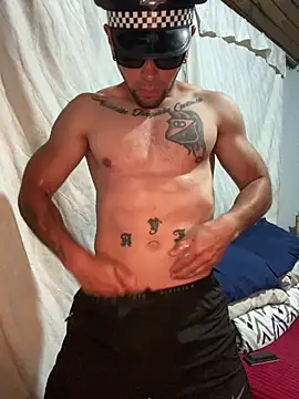 Snapshot of Sexmuscle17 chatting on June 2026 08:01:01 PM Sexmuscle17 online show from June 2026 08:01:01 PM