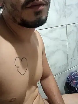 Snapshot of PassRS chatting on April 2026 11:58:01 PM PassRS online show from April 2026 11:58:01 PM