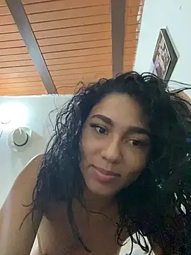 Andrea715515 online show from August 2026 10:30:01 PM