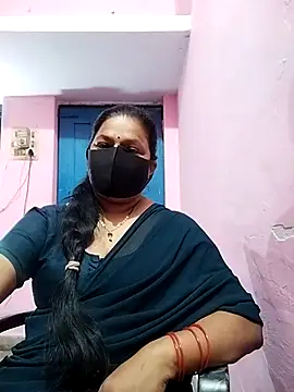 Snapshot of Rubi_012 chatting on April 2026 07:09:02 AM Rubi 012 online show from April 2026 07:09:02 AM