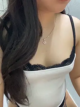 Rosecute11 online show from May 2026 07:28:02 AM