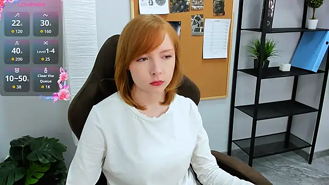 CherryCrushLove online show from May 2026 05:58:01 AM
