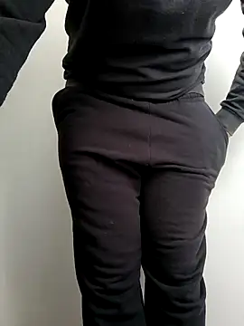 Charlond681 online show from April 2026 02:22:02 PM