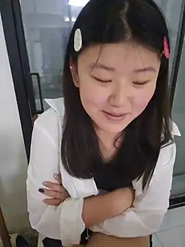 mianmian-666 online show from May 2026 01:07:01 PM