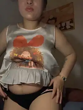 Snapshot of Lina-Naughty chatting on May 2026 05:42:02 PM Lina-Naughty online show from May 2026 05:42:02 PM