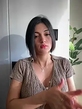 SeleneHale online show from June 2026 09:48:01 PM