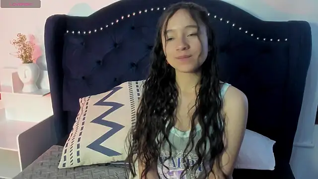 Snapshot of Honney_Bunny18 chatting on April 2026 02:29:02 PM Honney Bunny18 online show from April 2026 02:29:02 PM