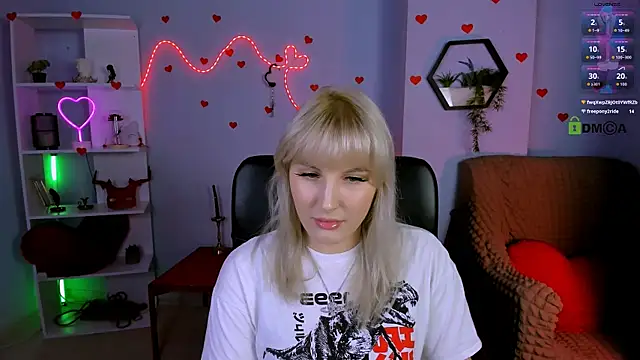 marta smith1 online show from April 2026 07:22:02 PM