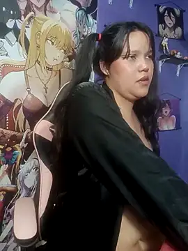 ScarletVibe online show from May 2026 04:04:02 PM