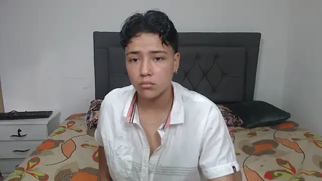 BlakeTaylor21 online show from May 2026 12:21:02 PM