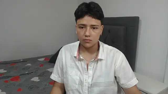 BlakeTaylor21 online show from May 2026 01:17:02 PM
