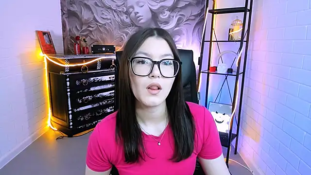 JennyGibson online show from June 2026 05:12:01 AM