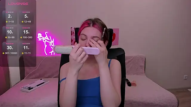 Marie Reyess online show from May 2026 03:57:02 AM