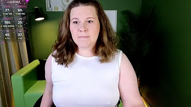 Karolisse online show from July 2026 03:43:01 PM