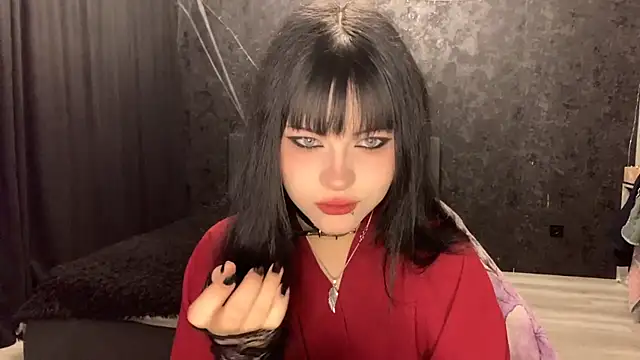 EmilyEmbears online show from April 2026 05:22:01 AM