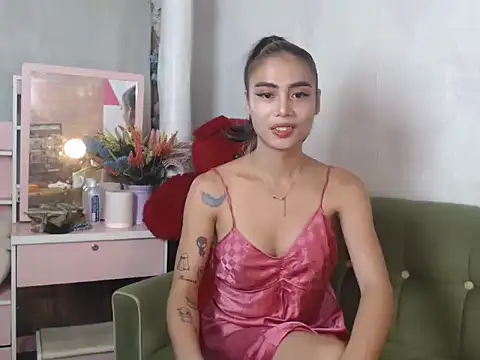 Martha4you online show from April 2026 07:19:01 PM