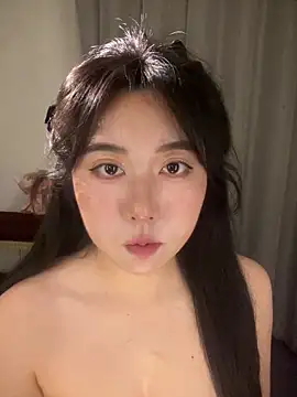 ooooBaby129 online show from April 2026 06:10:01 PM