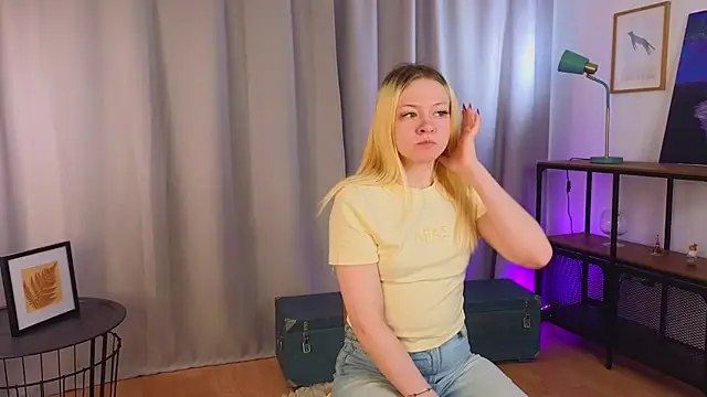 OliviaCaffery online show from May 2026 04:03:02 PM