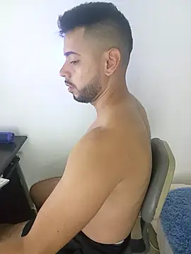 Snapshot of AidenGreyHot chatting on April 2026 01:22:01 AM AidenGreyHot online show from April 2026 01:22:01 AM