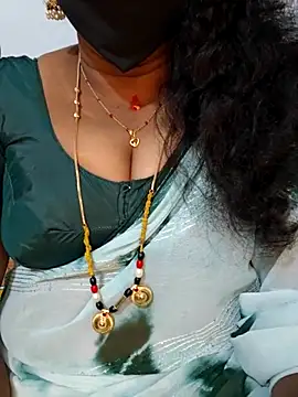 Snapshot of Priya_smiley chatting on April 2026 12:49:01 PM Priya smiley online show from April 2026 12:49:01 PM