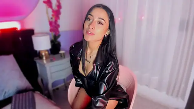 Bby izzy online show from May 2026 12:12:02 PM