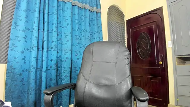 Snapshot of Thebestboyhot chatting on May 2026 05:46:02 AM Thebestboyhot online show from May 2026 05:46:02 AM