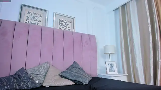 Alexa fox669 online show from May 2026 12:43:02 PM