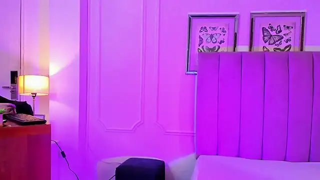 Alexa fox669 online show from July 2026 01:14:02 PM