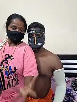 Snapshot of pixelcouples chatting on April 2026 10:48:01 AM pixelcouples online show from April 2026 10:48:01 AM