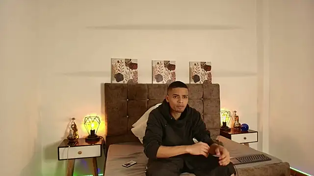 Pablo Cruzz online show from April 2026 09:01:01 PM