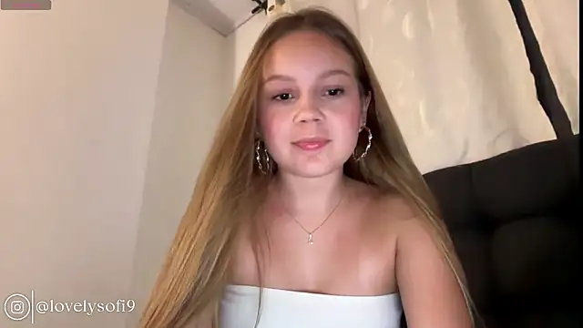 lovely sofi  online show from April 2026 02:47:02 AM