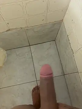 Gustavo12   online show from April 2026 09:56:01 PM