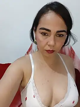 Emily Divi69 online show from June 2026 01:03:01 AM